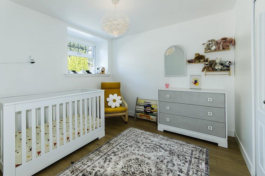 1075 Adderley Street North Vancouver, BC - 17