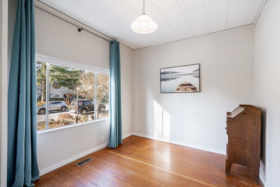 3446 Church Street North Vancouver, BC - 13