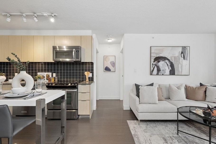 902 1325 Rolston Street Vancouver, BC - 9