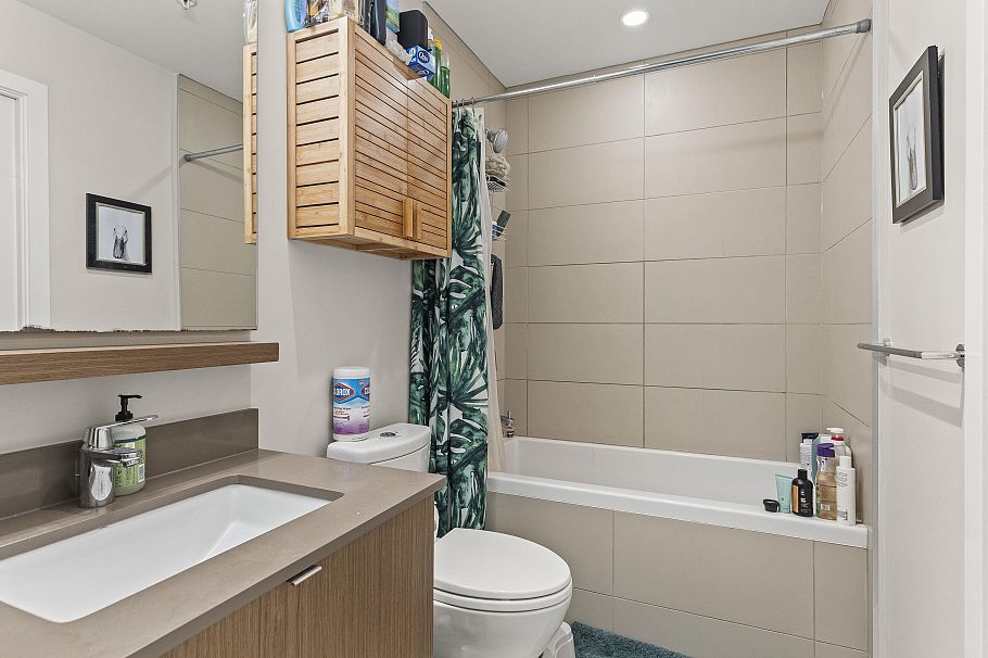 302 688 E 19 Avenue Vancouver, BC - 21