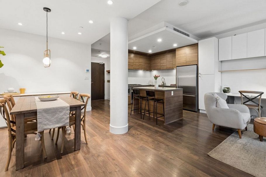 101 1550 Fern Street North Vancouver, BC - 11