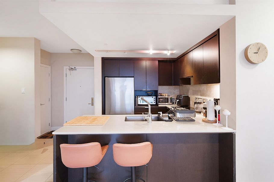 1304 1320 Chesterfield Avenue North Vancouver, BC - 7