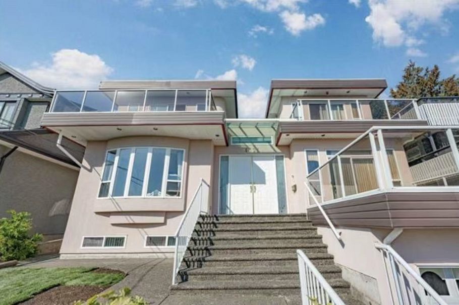 Half Basement 4325 PORTLAND STREET, Burnaby BC V5J 2N5 Burnaby, BC - 1