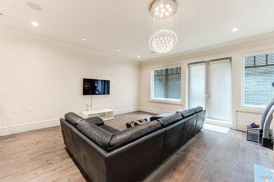 1192 W 39th Avenue Vancouver, BC - 17