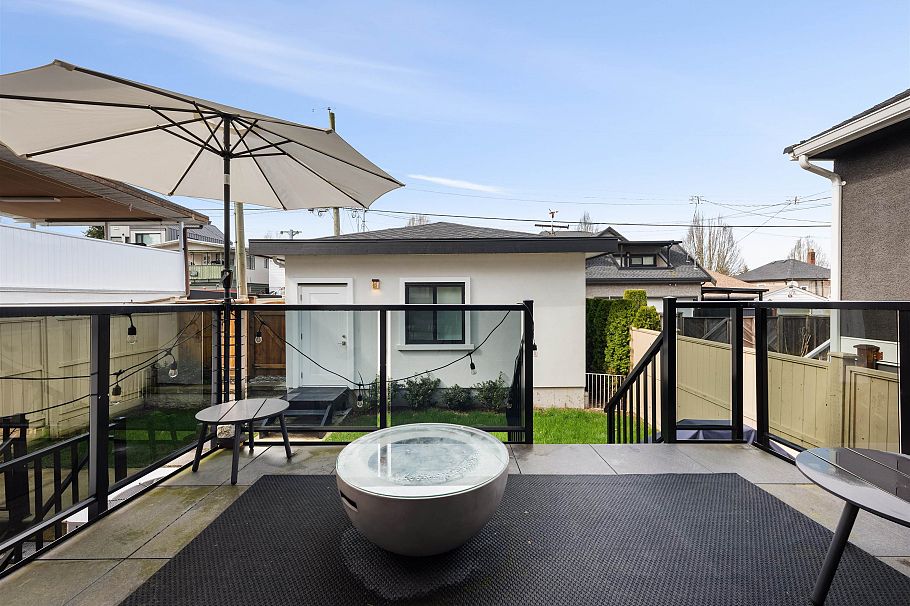 5059 Sherbrooke Street Vancouver, BC - 26