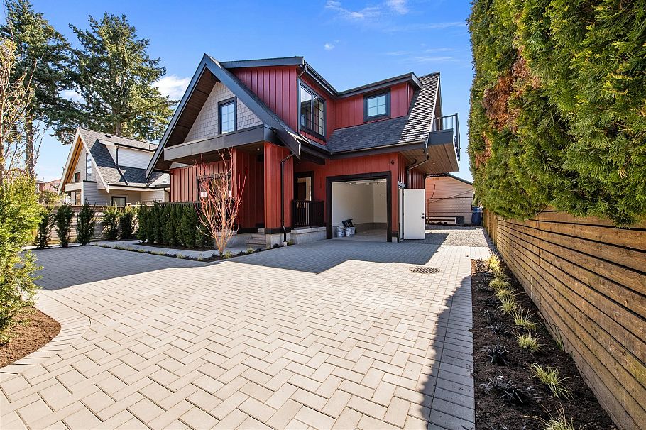 1168 E 26th Avenue Vancouver, BC - 1