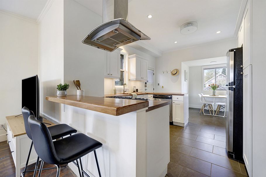 1923 E 1st Avenue Vancouver, BC - 9