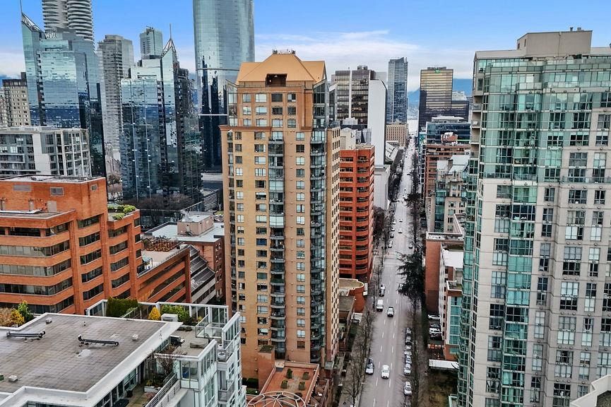 609 1189 Howe Street Vancouver, BC - 31