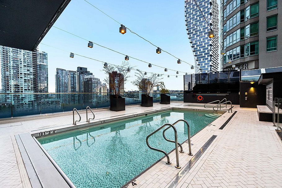 3404 1335 Howe Street Vancouver, BC - 33