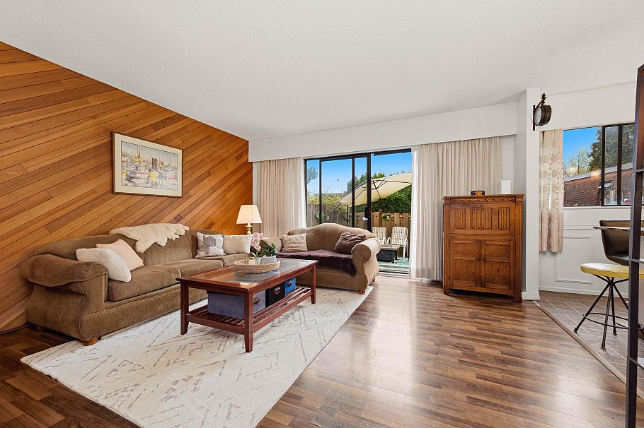 841 Old Lillooet Road North Vancouver, BC - 2