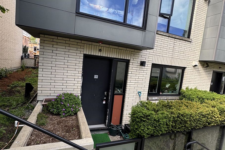 2 589 W King Edward Avenue Vancouver, BC - 2