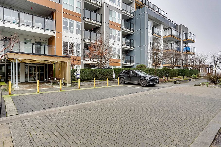 608 10177 River Drive Richmond, BC - 2