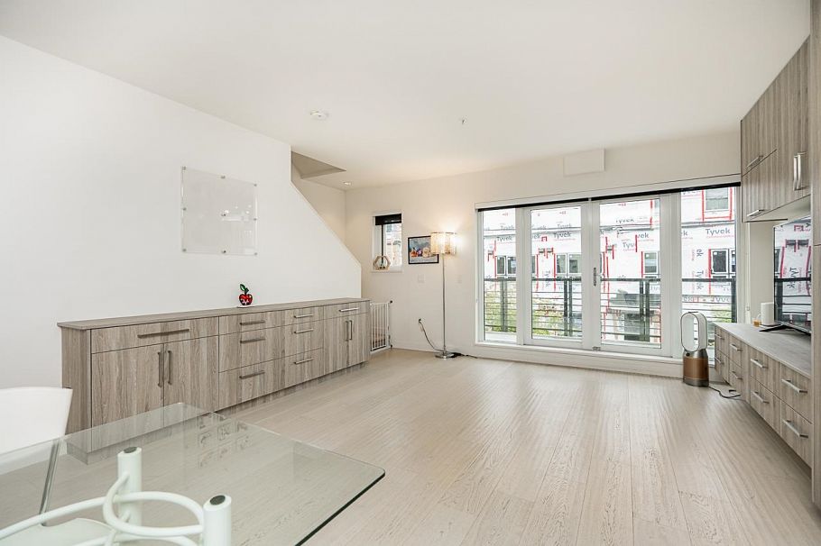 2 589 W King Edward Avenue Vancouver, BC - 5