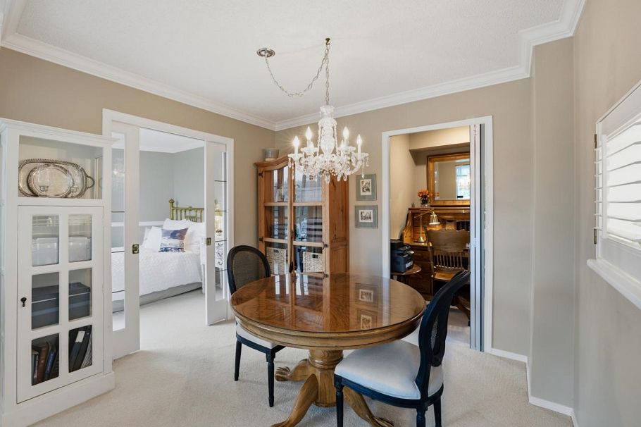 704 995 Roche Point Drive North Vancouver, BC - 11