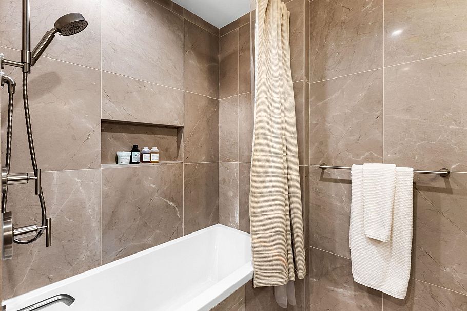 3404 1335 Howe Street Vancouver, BC - 28