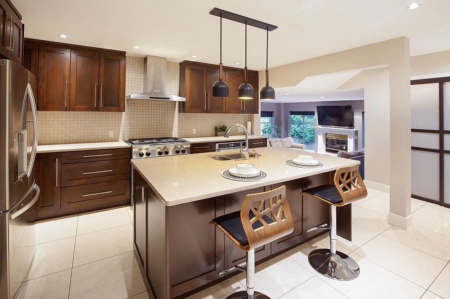3973 Braemar Place North Vancouver, BC - 3