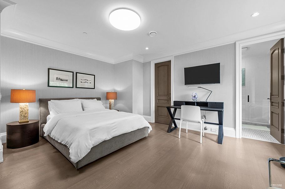 1738 W 38th Avenue Vancouver, BC - 22