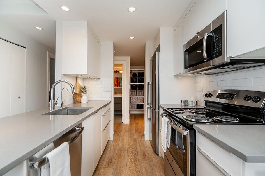 1202 110 W 4th Street North Vancouver, BC - 10