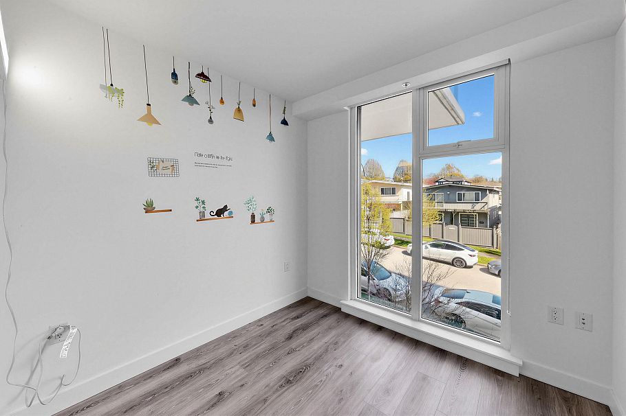 8111 Chester Street Vancouver, BC - 14