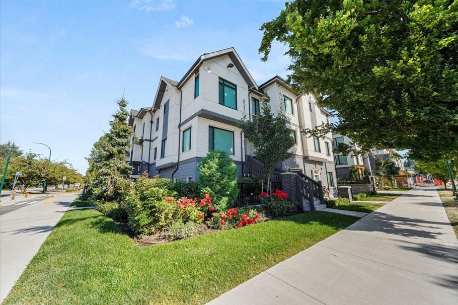 4110 Columbia Street Vancouver, BC - 1