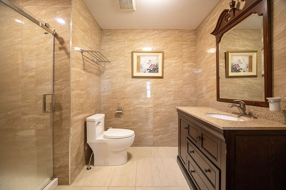 4515 Stonehaven Avenue North Vancouver, BC - 17