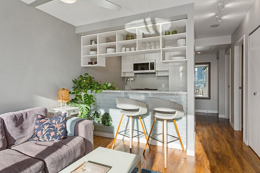 1711 939 Expo Boulevard Vancouver, BC - 6