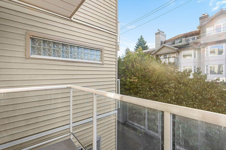 202 966 W 14th Avenue Vancouver, BC - 33