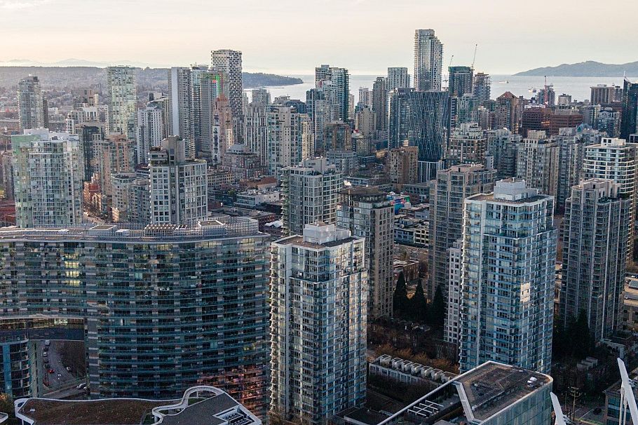 1711 939 Expo Boulevard Vancouver, BC - 30