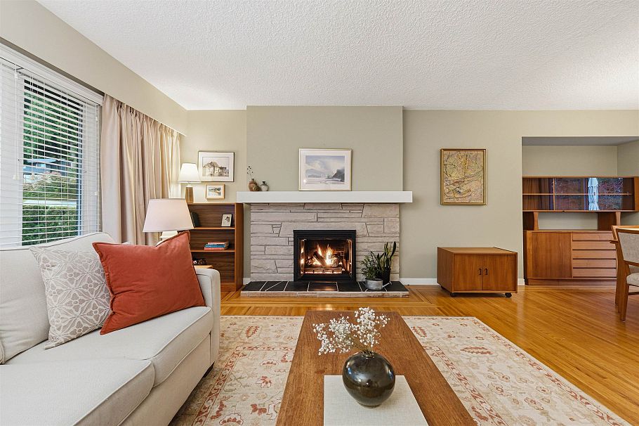 2829 Sechelt Drive North Vancouver, BC - 8