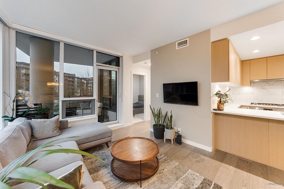 402 3533 Ross Drive Vancouver, BC - 12