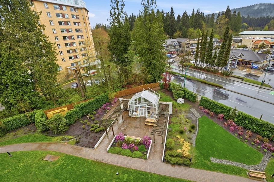 704 995 Roche Point Drive North Vancouver, BC - 29