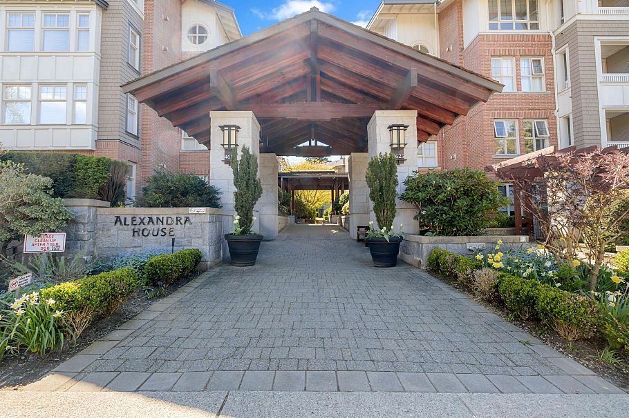 1217 4655 Valley Drive Vancouver, BC - 2