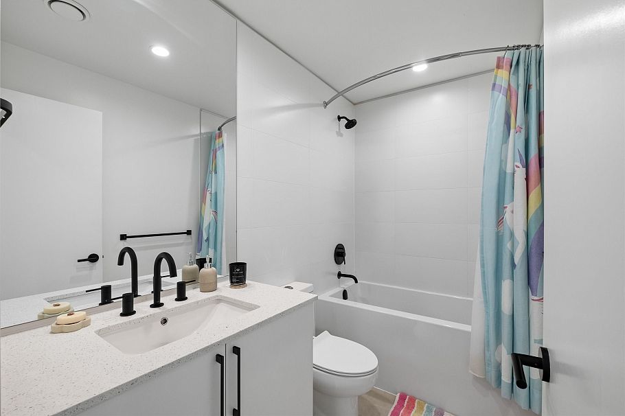 137 535 E 2nd Street North Vancouver, BC - 19