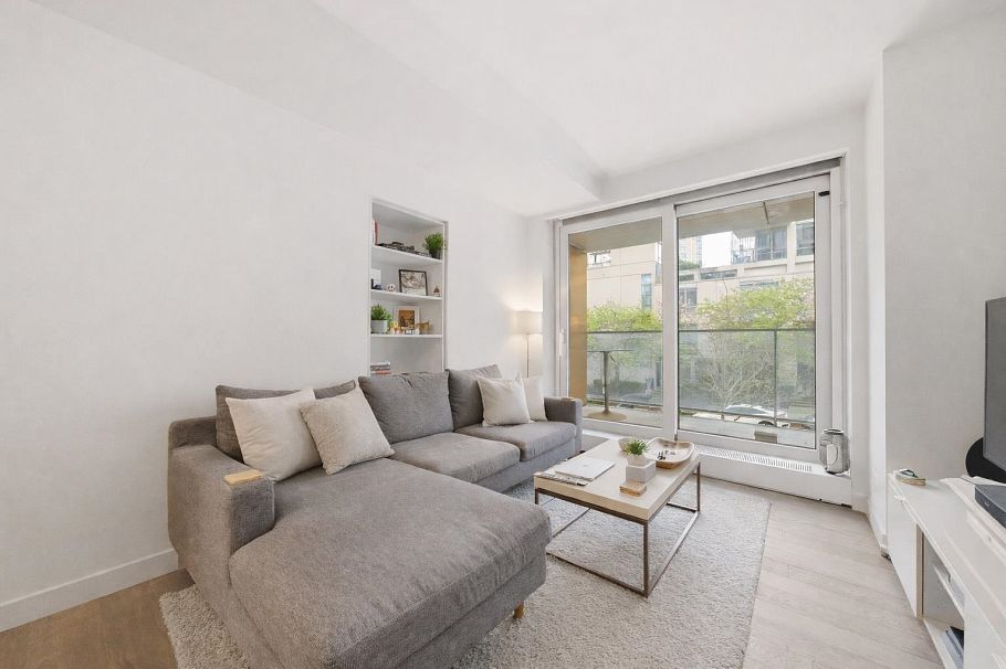 306 1480 Howe Street Vancouver, BC - 9