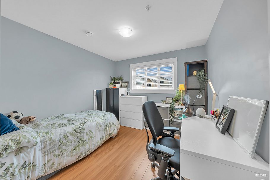 723 E 12th Avenue Vancouver, BC - 19