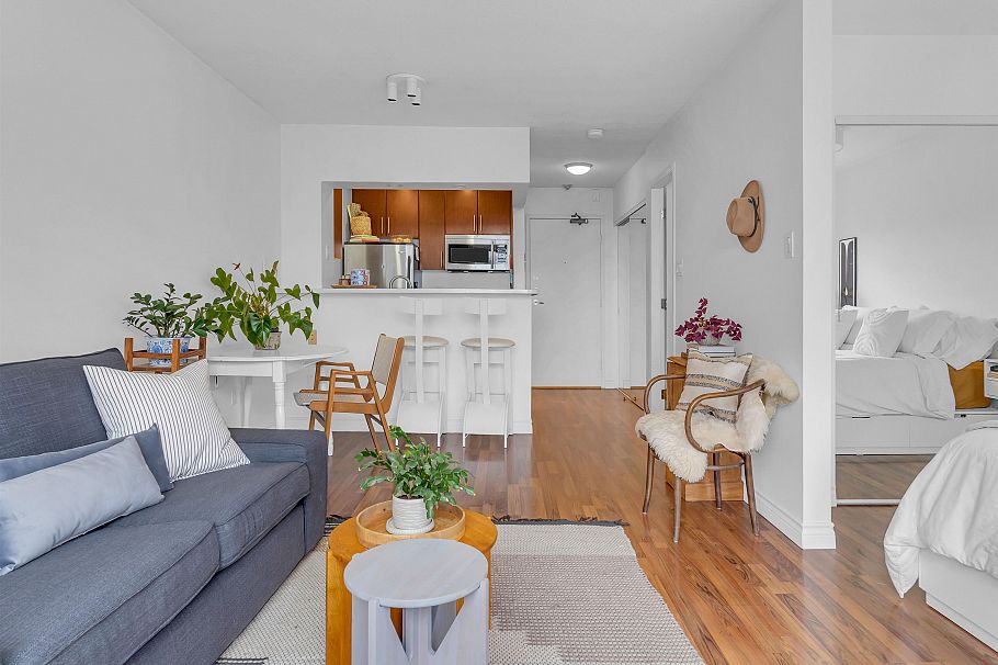 302 2330 Maple Street Vancouver, BC - 5