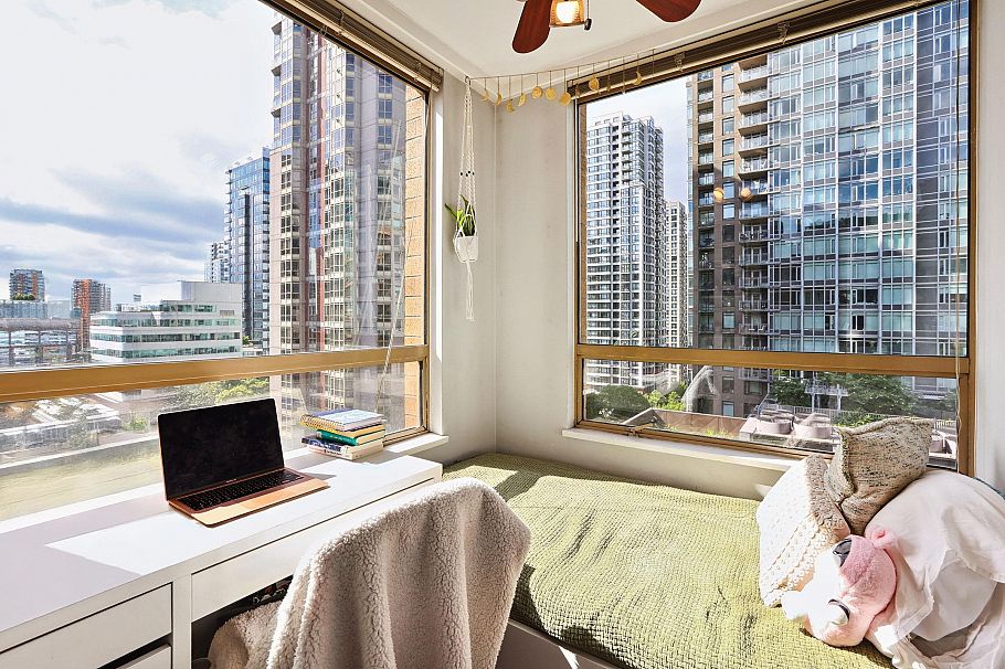 905 822 Homer Street Vancouver, BC - 10