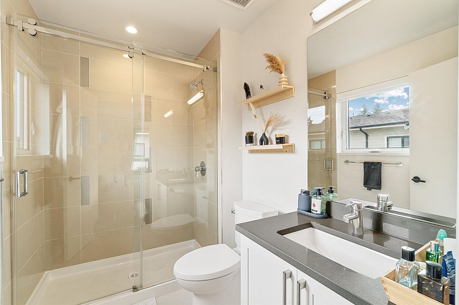 60 10199 River Drive Richmond, BC - 20