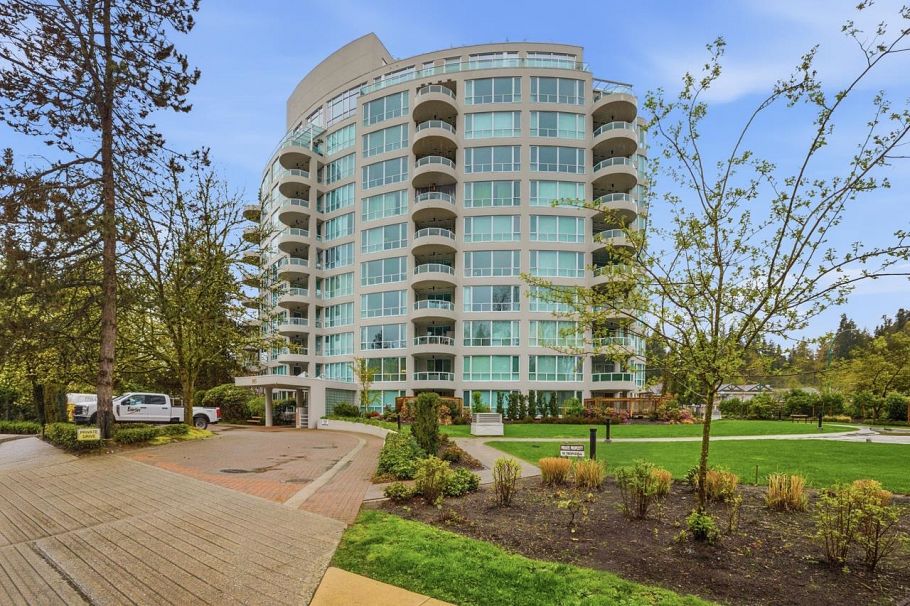 704 995 Roche Point Drive North Vancouver, BC - 34