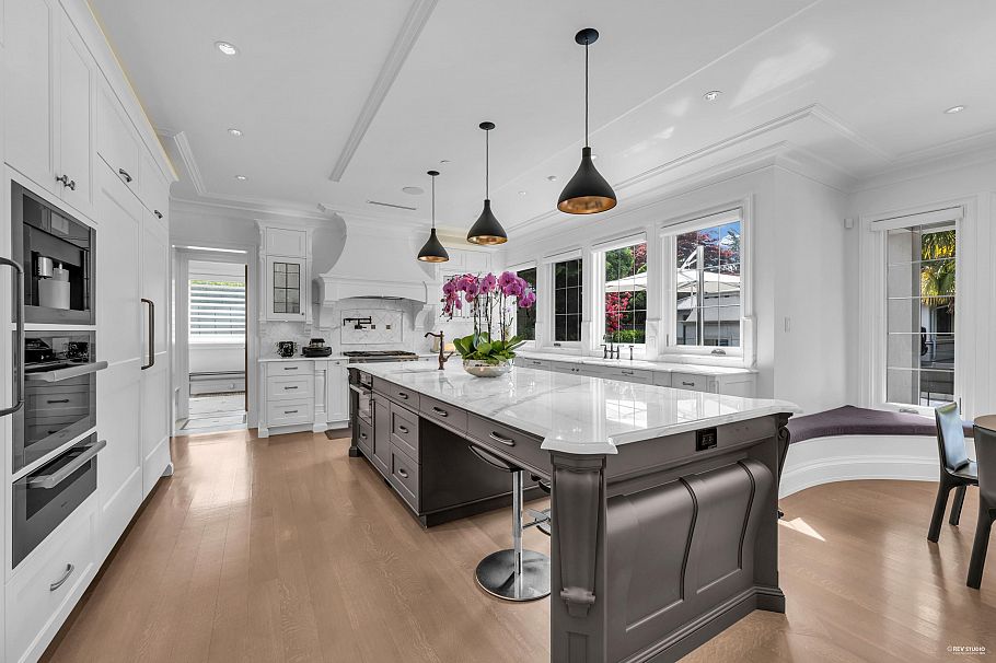 1738 W 38th Avenue Vancouver, BC - 6