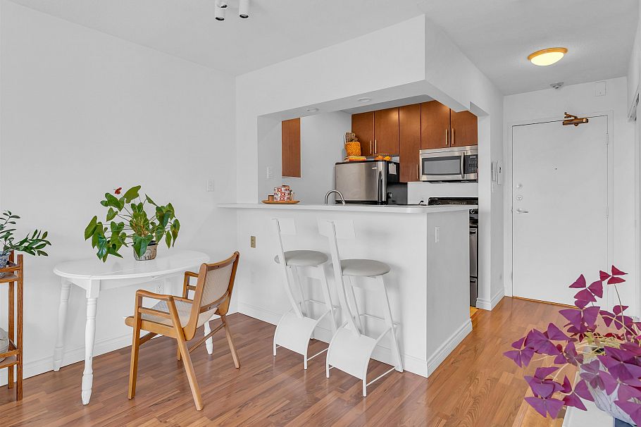 302 2330 Maple Street Vancouver, BC - 6