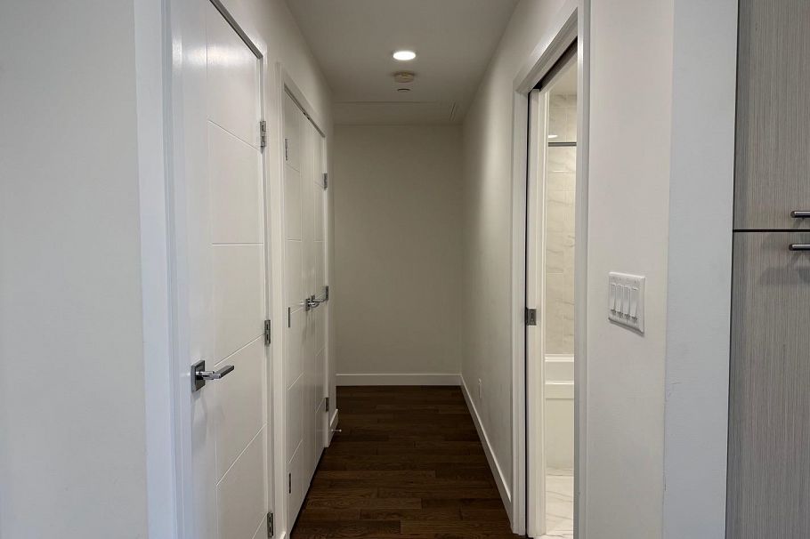 111 5077 Cambie Street Vancouver, BC - 8