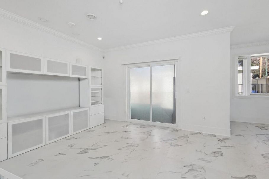 2709 W 37th Avenue Vancouver, BC - 13