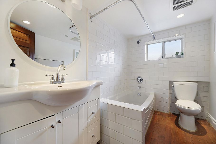 1923 E 1st Avenue Vancouver, BC - 18