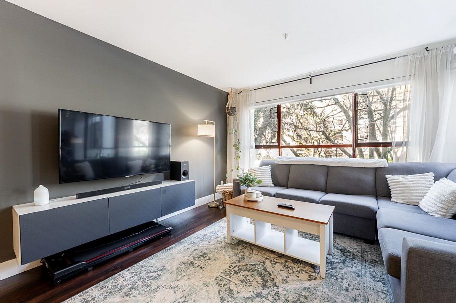 203 2140 W 12th Avenue Vancouver, BC - 6