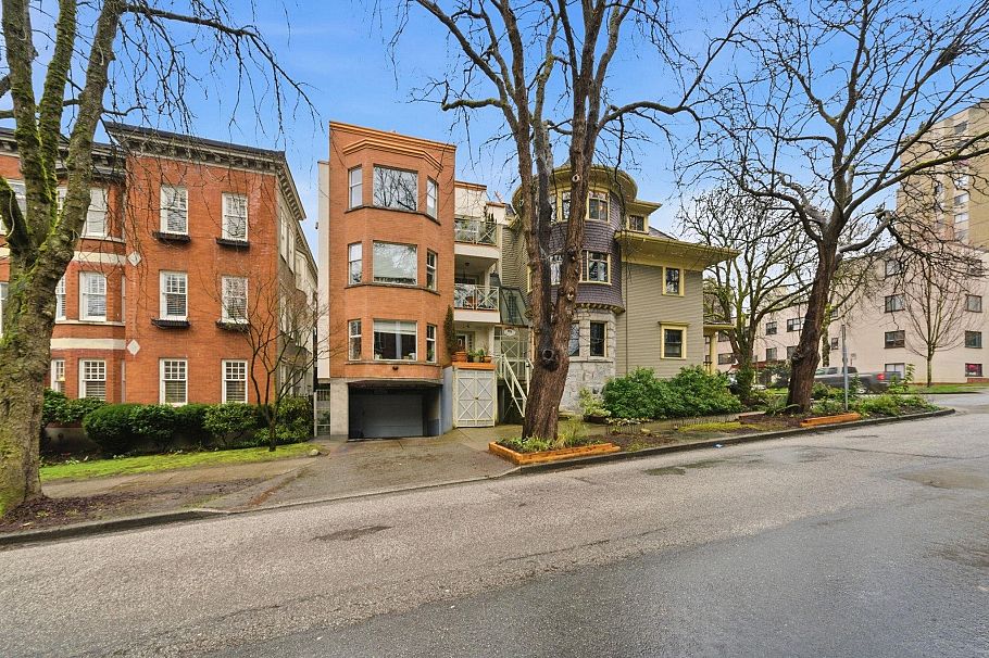 1405 Pendrell Street Vancouver, BC - 26