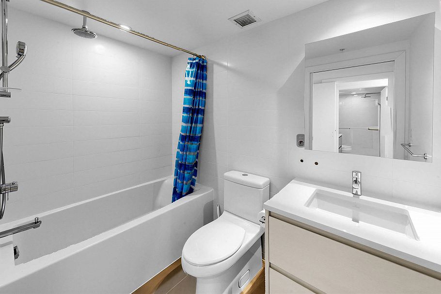 8111 Chester Street Vancouver, BC - 11