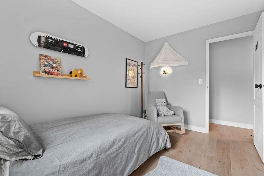 305 3275 Mountain Highway North Vancouver, BC - 23