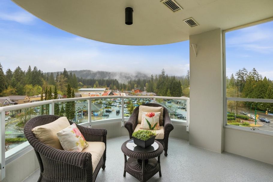 704 995 Roche Point Drive North Vancouver, BC - 27