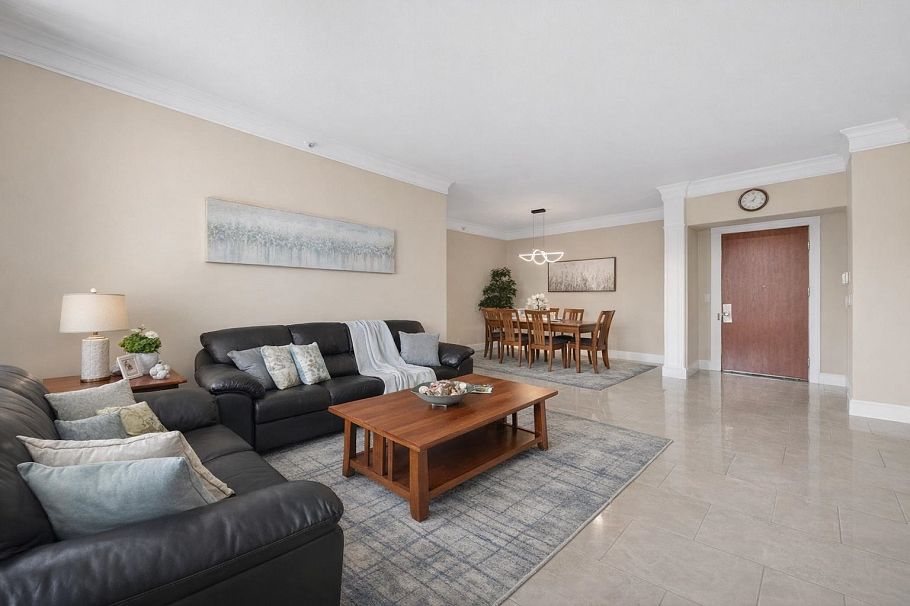 613 4685 Valley Drive Vancouver, BC - 3
